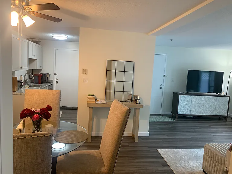 6 Village Rock Ln #13 — Photo 3