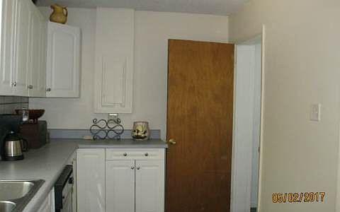 3rd image of 3011 SW Birley Ave