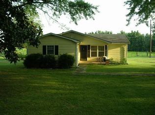 237 Howell Hill Rd, Fayetteville, TN 37334