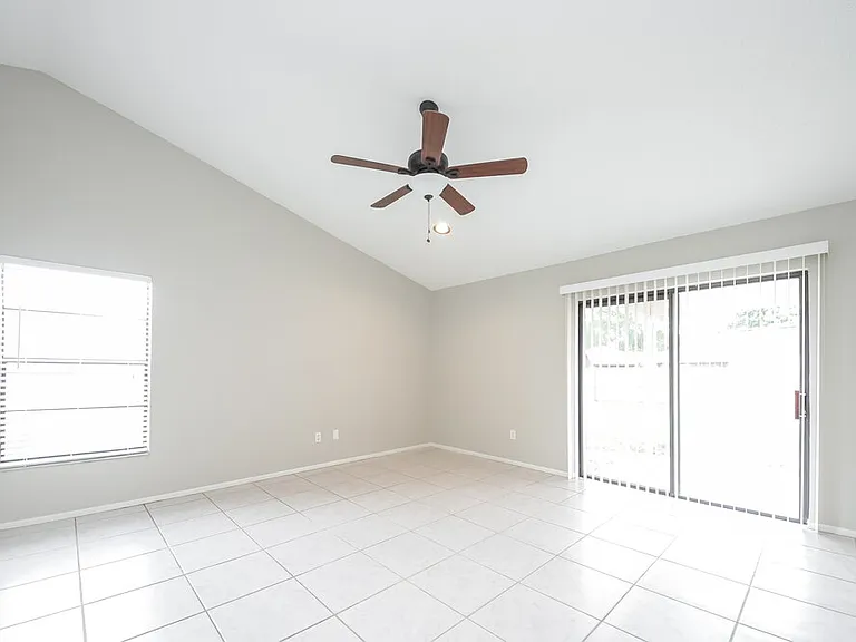 1000 Dinero Dr — Photo 4