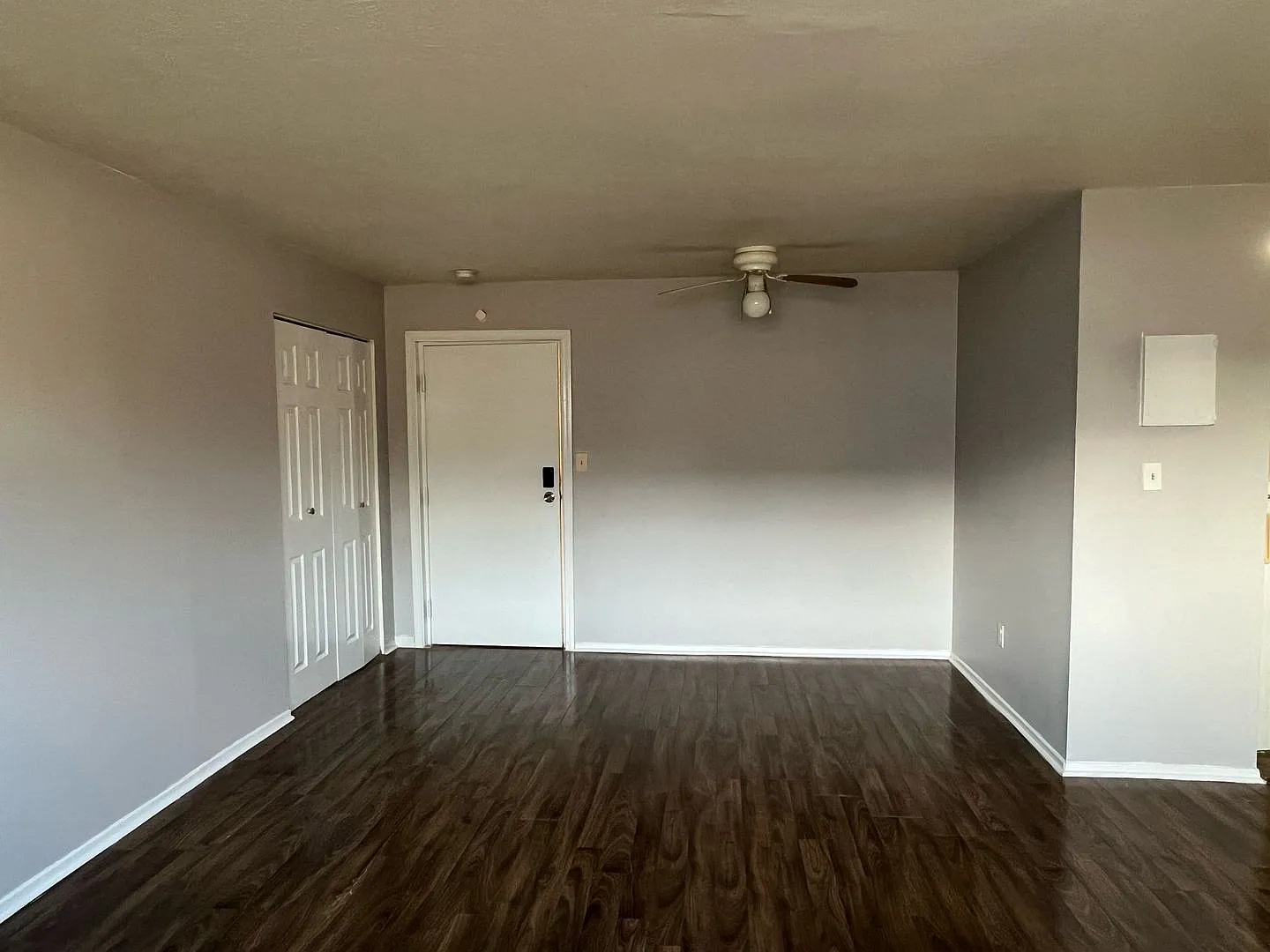 Affordable Apartment Living in Prime Cleveland Location! — Photo 3