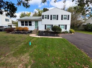 1127 Emerald Ave, Lansdale, PA 19446
