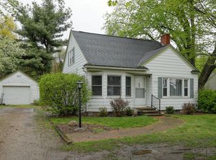 5442 Parkview Ave, Kalamazoo, MI 49009