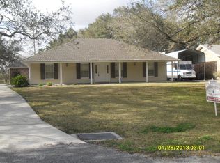 510 Thoroughbred Dr, Thibodaux, LA 70301