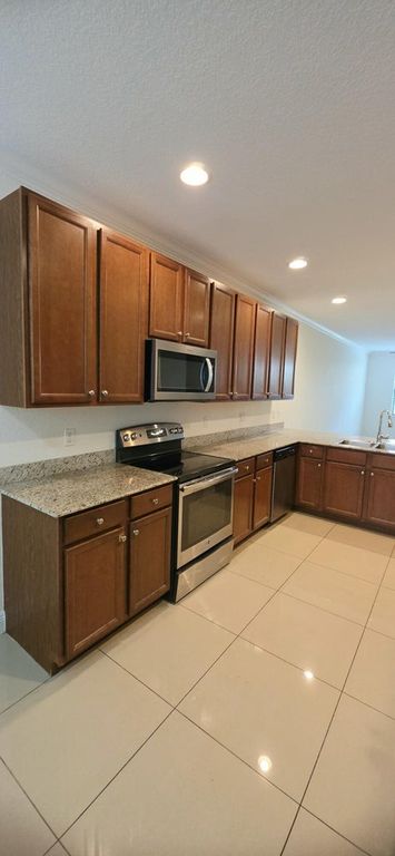 2723 NE 14th St #2, Pompano Beach