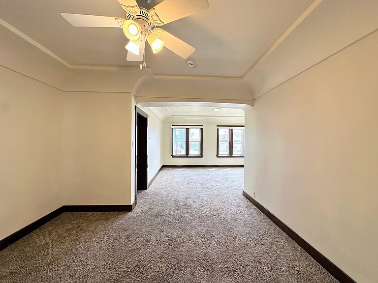 812 State St — Photo 9