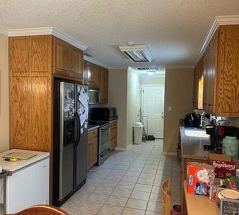 5th image of 5209 Field Dr