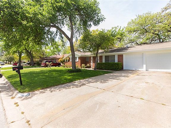 2nd image of 1165 Norwood Dr