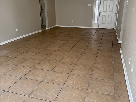 Living/Dining Area