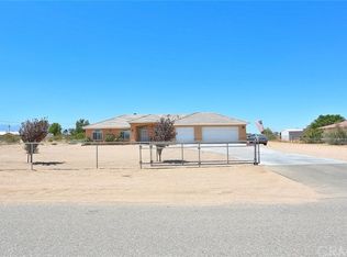 11550 Hawthorne Ave, Hesperia, CA 92345