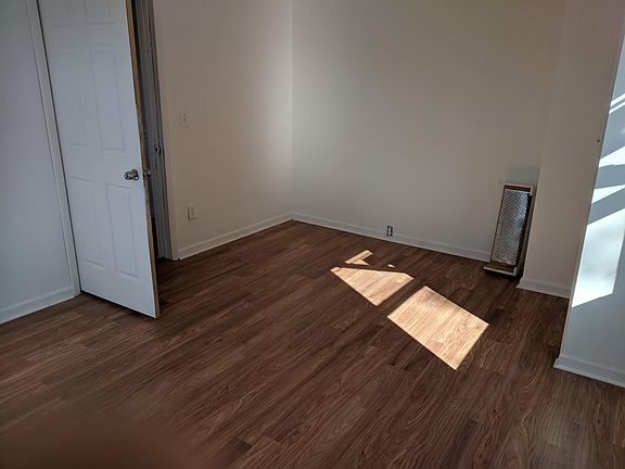 2nd image of 224 N Broadway #A