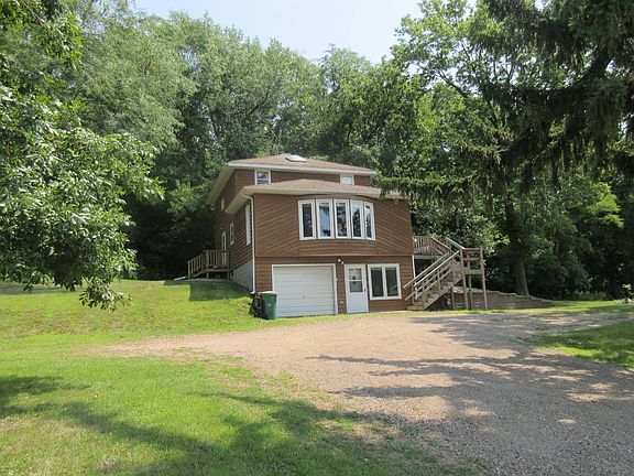 2nd image of 214 River St