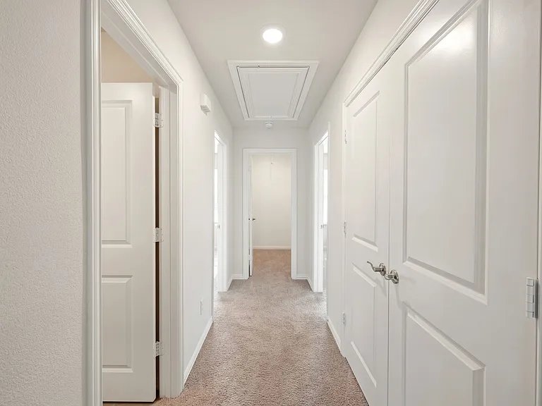 148 Lisa Ln — Photo 26