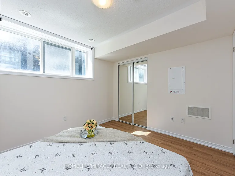32 Fieldway Rd #122 — Photo 31