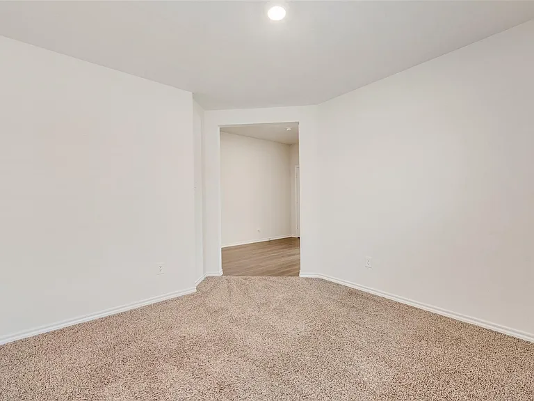 4016 Huntington Dr — Photo 25
