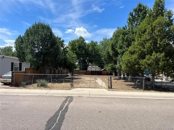 133 Poplar Street, Lochbuie, CO 80603