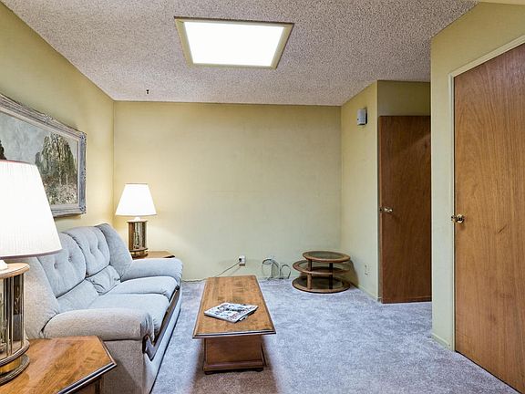 4th image of 1151 Skeel Dr