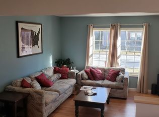 22 Hall St, North Bennington, VT 05257