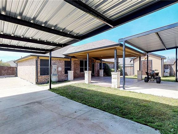 5th image of 912 Urban Dr