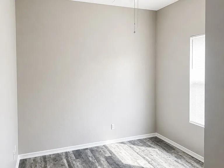 28202 Brokenmead Path — Photo 11