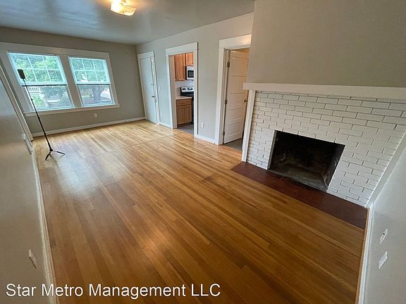 4th image of 2108 NE 13th Ave Unit 2