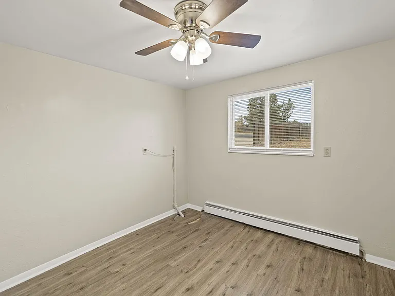 4060 Airport Rd — Photo 10
