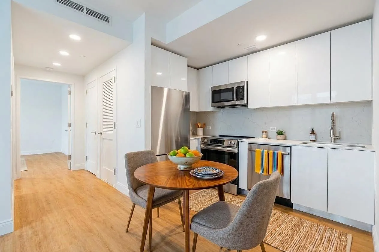 300 West 136th Street — Photo 2