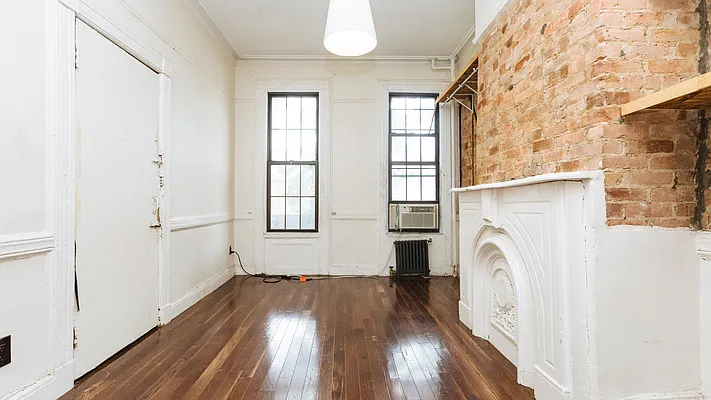 Rented by Nooklyn NYC LLC | media 27