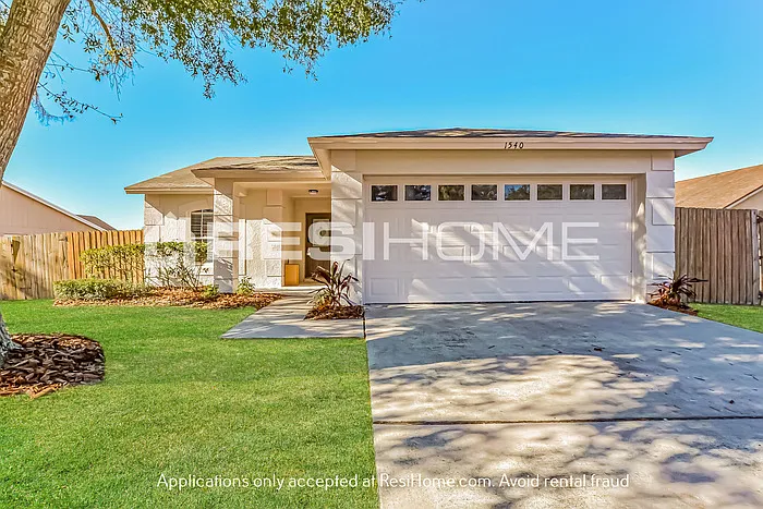 1540 Oak Hill Trl — Photo 2