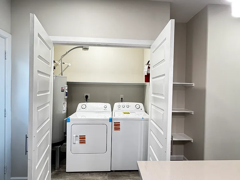 4004 Ventura Ave #1 — Photo 6