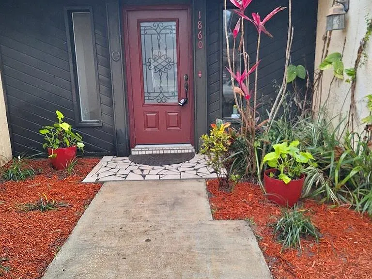 Lake Hill Cir — Photo 3