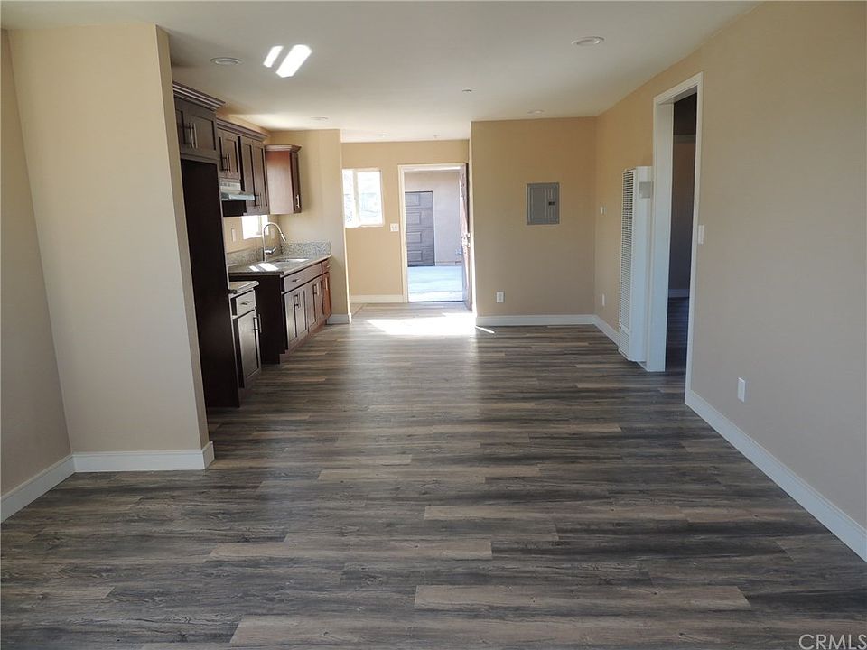 1st image of 528 W 109th St