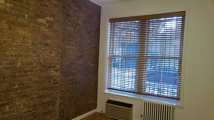 Rented by Brick Real Estate | media 44