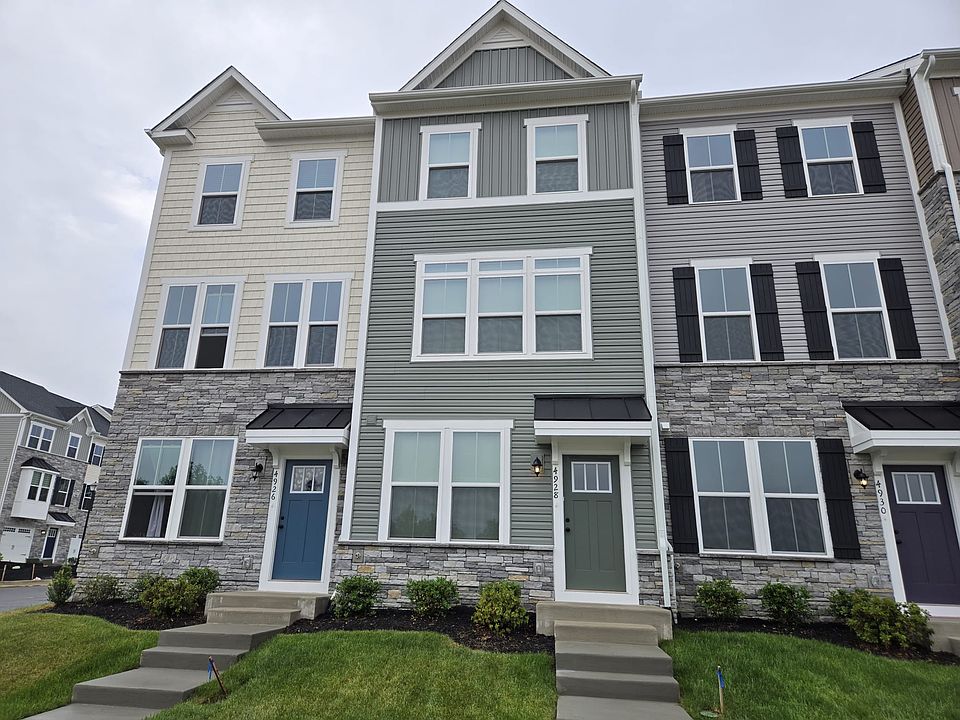1st image of 4928 Dunhaven Dr