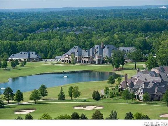5th image of 211 Belle Meade Ct #14