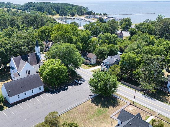 2nd image of 20488 Nanticoke Rd