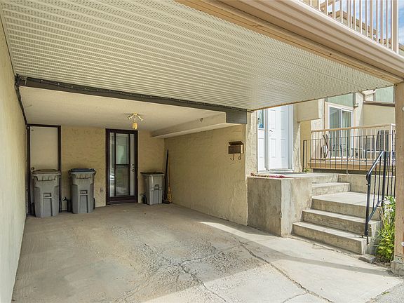 3rd image of 1469 Springhill Dr #9