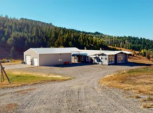 132 Fletcher Rd, Oroville, WA 98844