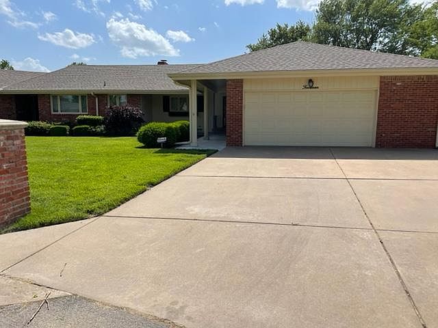 Patio home on the Crestview Golf Course
