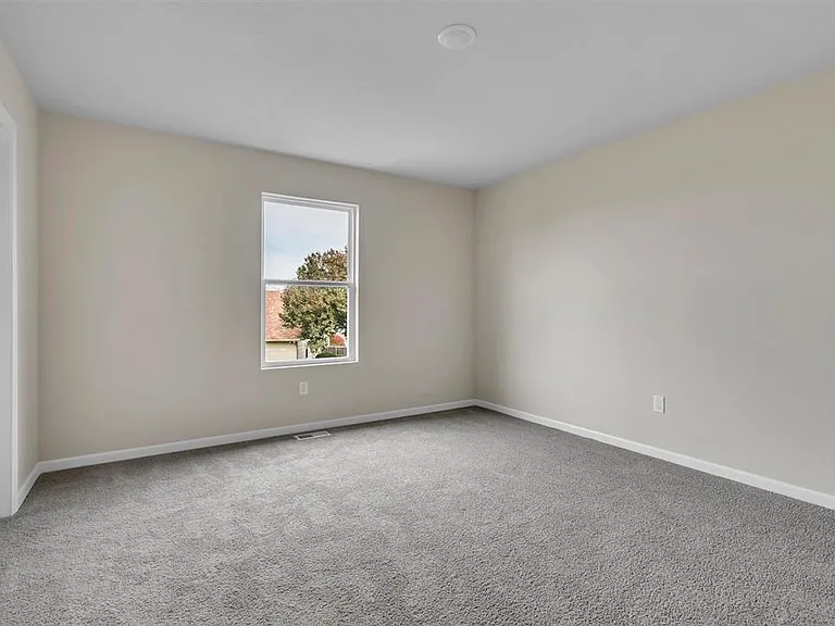 2706 S Cypress St — Photo 14