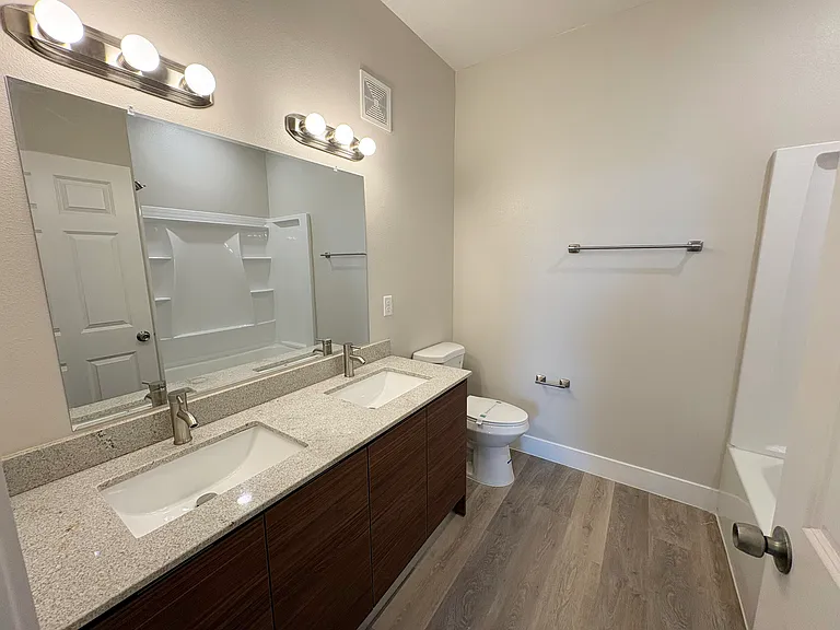 4424 S Texas Ave #306 — Photo 18