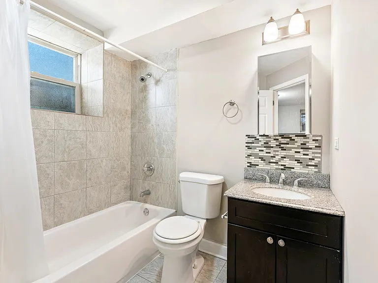 4129 S Michigan Ave — Photo 15