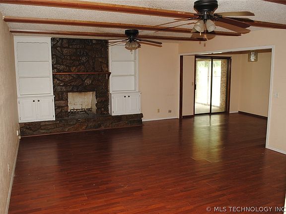 2nd image of 5105 SE Harvard Dr #D