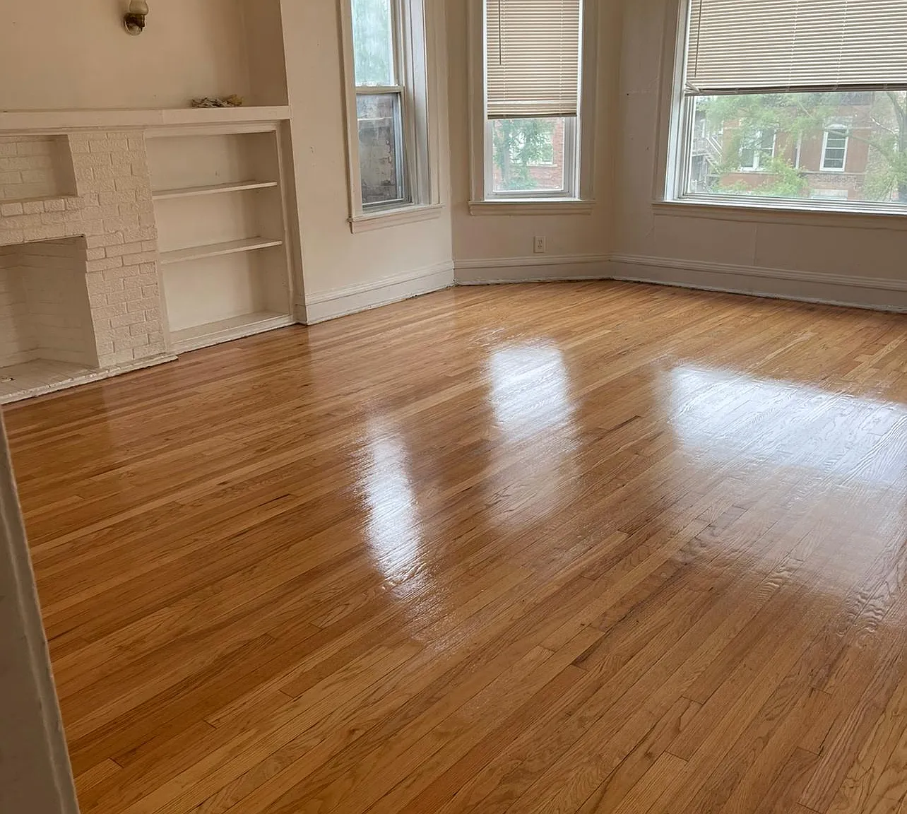 2 bed, 1000 sqft, $1,250 — Photo 3