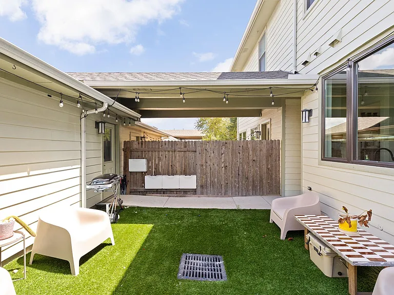 4633 Mattie St — Photo 31