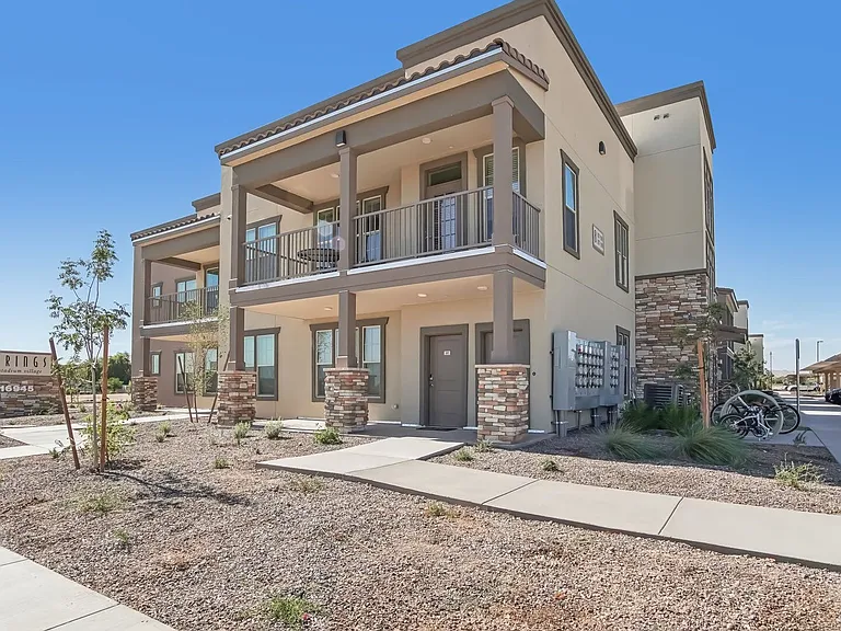 Springs at Stadium Village — Photo 7