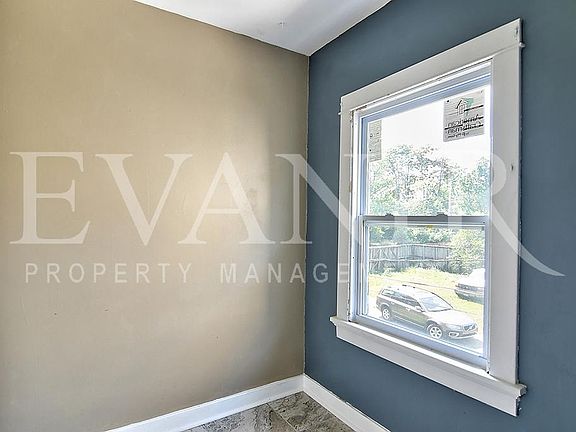2nd image of 46 Richmond Ave