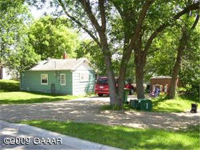 1st image of 819/821 Oak