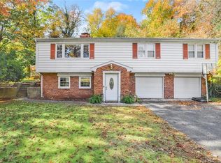 54 Little John Ln, Stamford, CT 06907