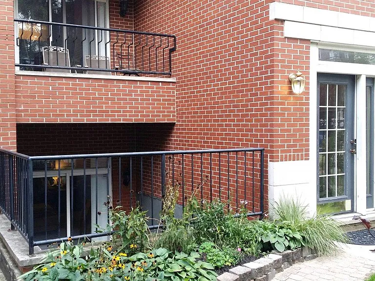 2849 N Damen Ave #1 — Photo 11